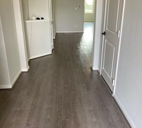2nd image of 2643 Dry Creek Dr