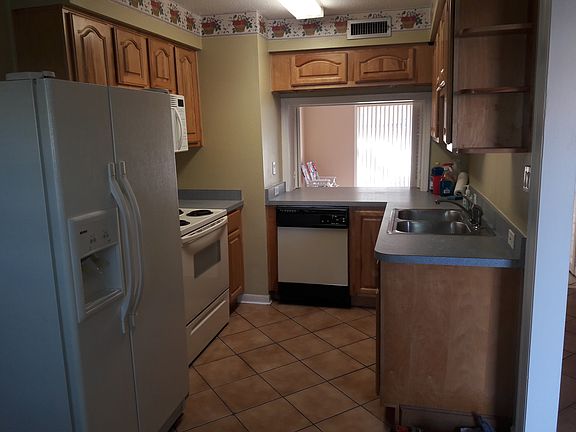 4th image of 322 Georgetown Dr