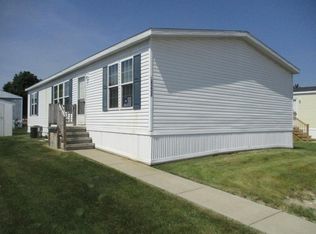 20608 Piedmont Dr, Clinton Twp, MI 48036