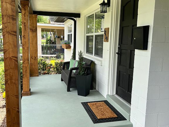 4th image of 1719 Miller Ave