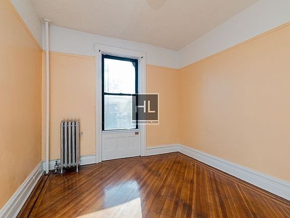 4th image of 470 Eastern Pkwy APT 4D
