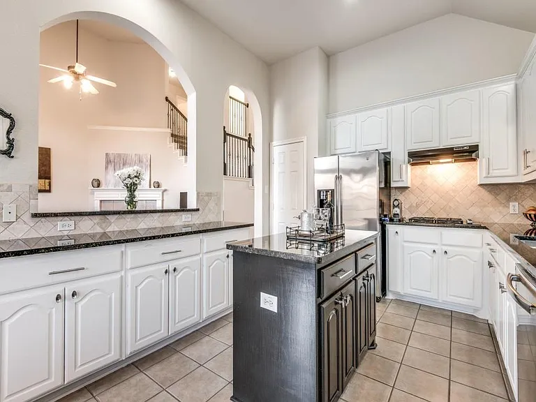10572 Coach House Ln — Photo 19