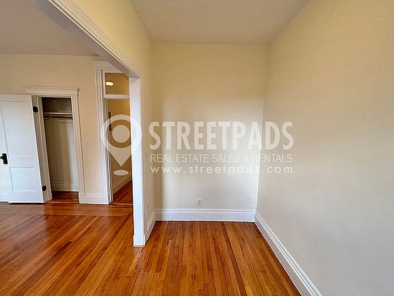 3rd image of 83 Park Dr #22