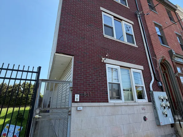811 N Franklin St, Philadelphia, PA