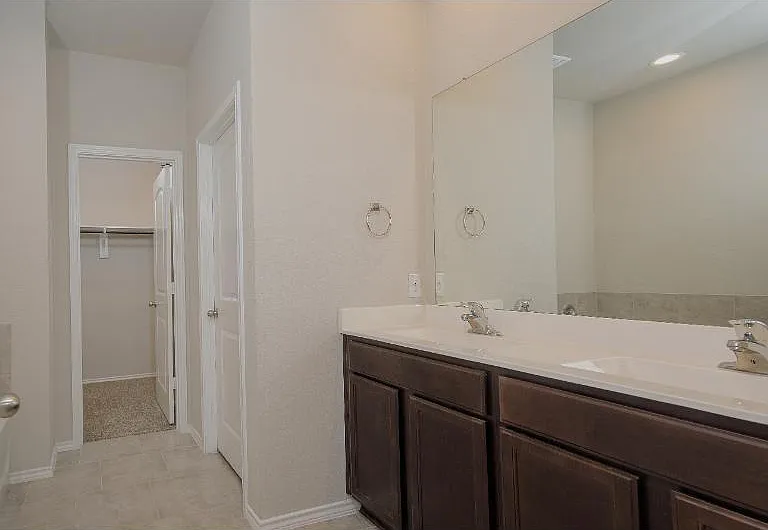 13824 Rock Island Trl — Photo 9