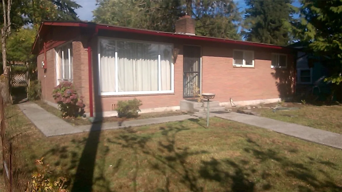 5930 Commercial Ave photo 1