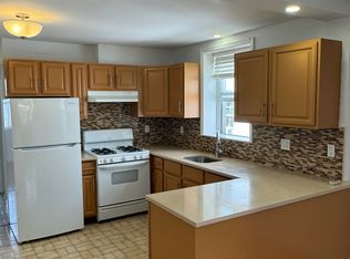 96 Lake St APT 2, Brooklyn, NY 11223
