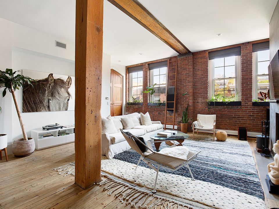 1st image of 72 Horatio St APT 3N
