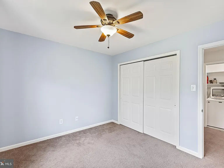 203 Princeton Cir — Photo 24