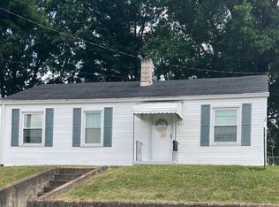 833 Wertz Rd NE, Roanoke, VA 24012