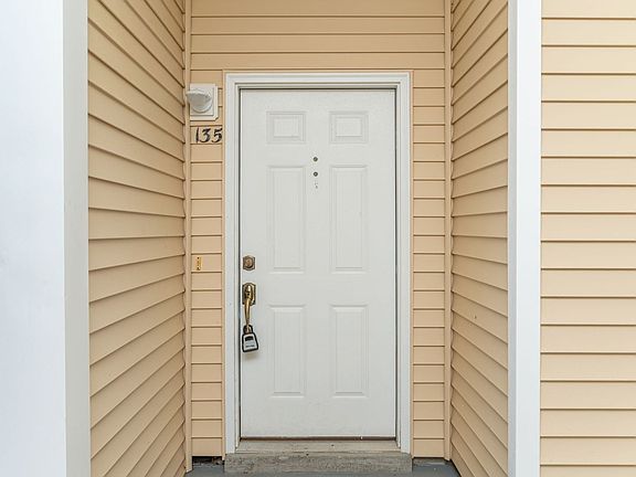 3rd image of 1501 Partin Dr #135