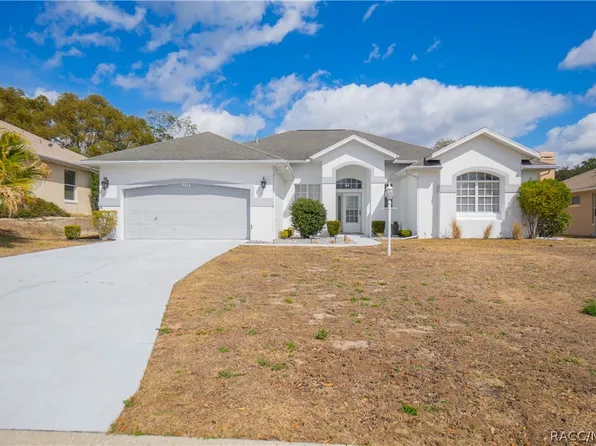 389 W Hillmoor Ln, Beverly Hills, FL 34465