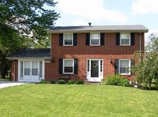 2094 W Highland Ln, Columbus, IN 47201