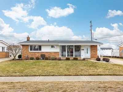 9743 Garden St, Livonia, MI, 48150