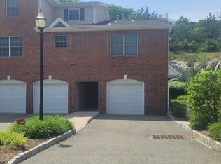 30 Federal Hill Rd UNIT 11, Pompton Lakes, NJ 07442