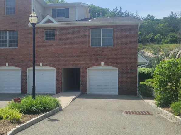 30 Federal Hill Rd, Pompton Lakes, NJ