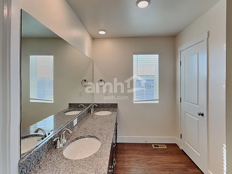 6906 35th Pl NE — Photo 11