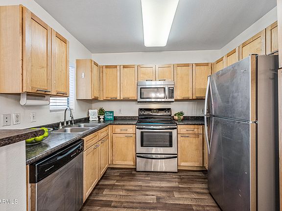 2nd image of 1295 N Ash Street Apt 617