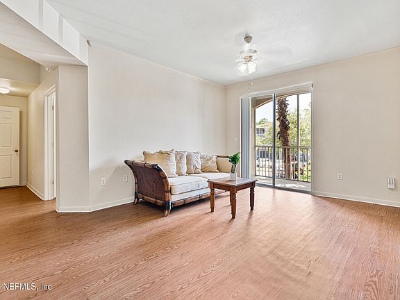 4th image of 410 VILLA SAN MARCO Drive #203