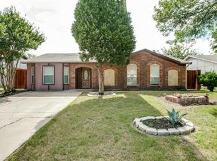 1310 Rutherford Dr, Mesquite, TX 75149