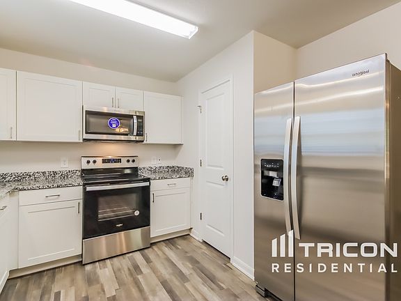 5th image of 15811 Del Norte Dr