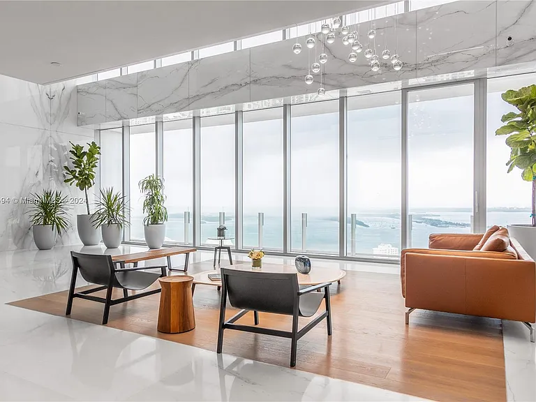 300 Biscayne Blvd #2605 — Photo 6