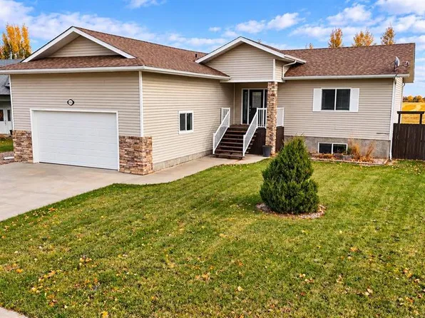 605 W 2nd St E, Maidstone, SK S0M 1M0
