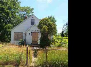 18212 Hawthorne St, Detroit, MI 48203