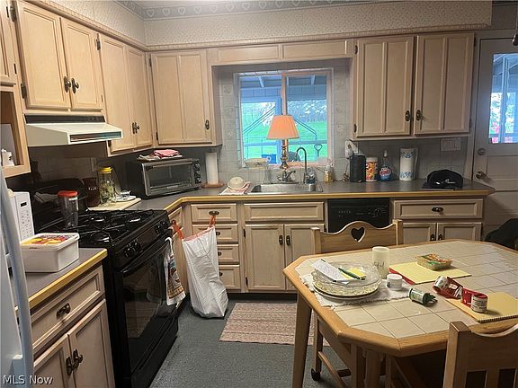 4th image of 4226 Burkey Rd