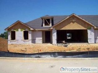 2228 Woodgrove Ln, Longview, TX 75605