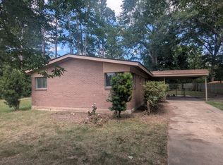 1002 Southland Park Dr, Shreveport, LA 71118