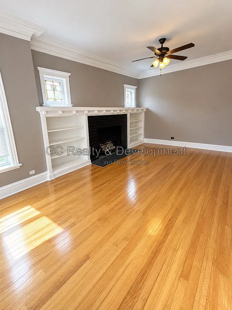2 bed, 1.0 bath, 1250 sqft, $1,495 — Photo 2