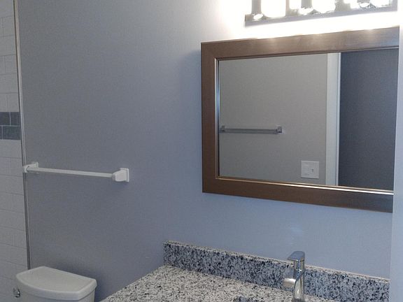 5th image of 1400 E Warnimont Ave #108