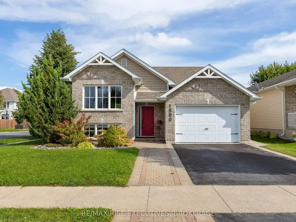 1500 Crimson Cres, Kingston, ON K7P 0H4