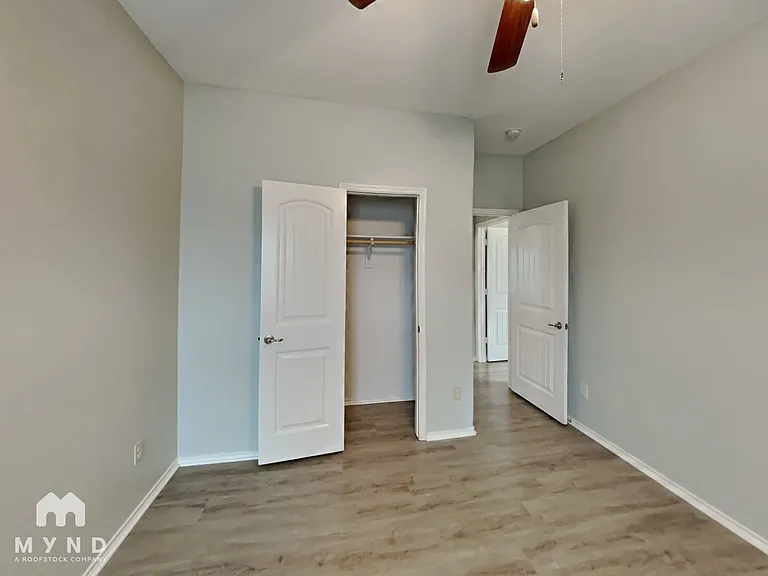414 Jasmine Cir — Photo 23