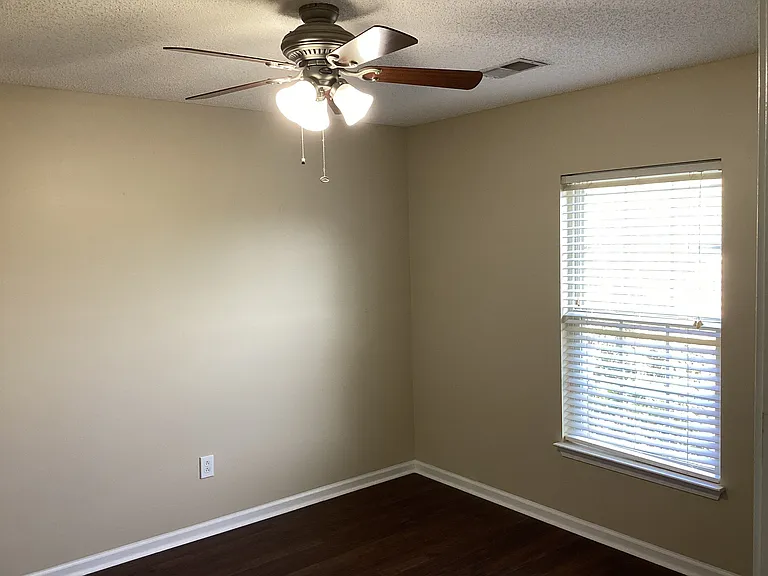 8565 Chloe Ln — Photo 6