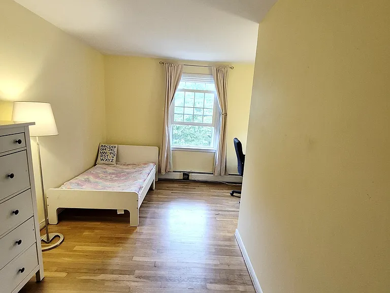245 Sunnyridge Ave #15 — Photo 6
