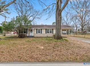 946 Cedar St SW, Decatur, AL 35601
