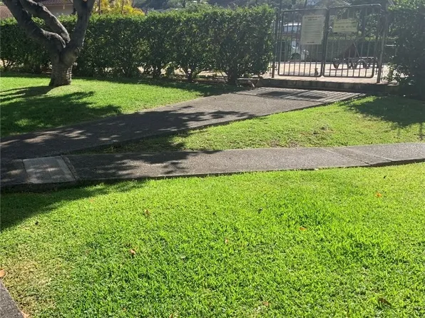 4210 Keanu St APT 2, Honolulu, HI 96816