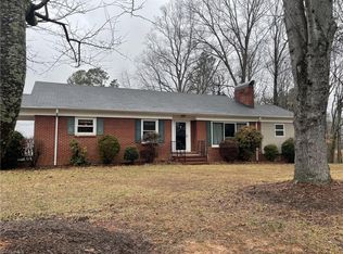 213 Old Westfield Rd, Pilot Mountain, NC 27041