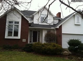 625 Bobwhite Trl, Akron, OH 44319