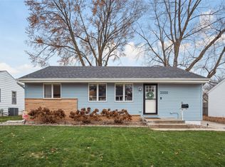 2000 Locust St, West Des Moines, IA 50265