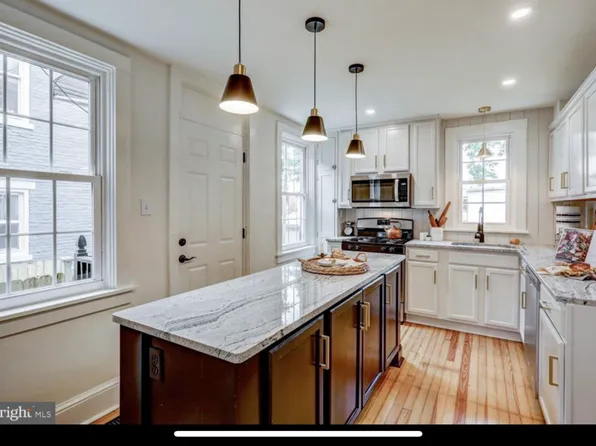 515 E Chestnut St, Lancaster, PA 17602