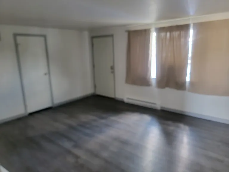 303 W Sherlock St #1 — Photo 2
