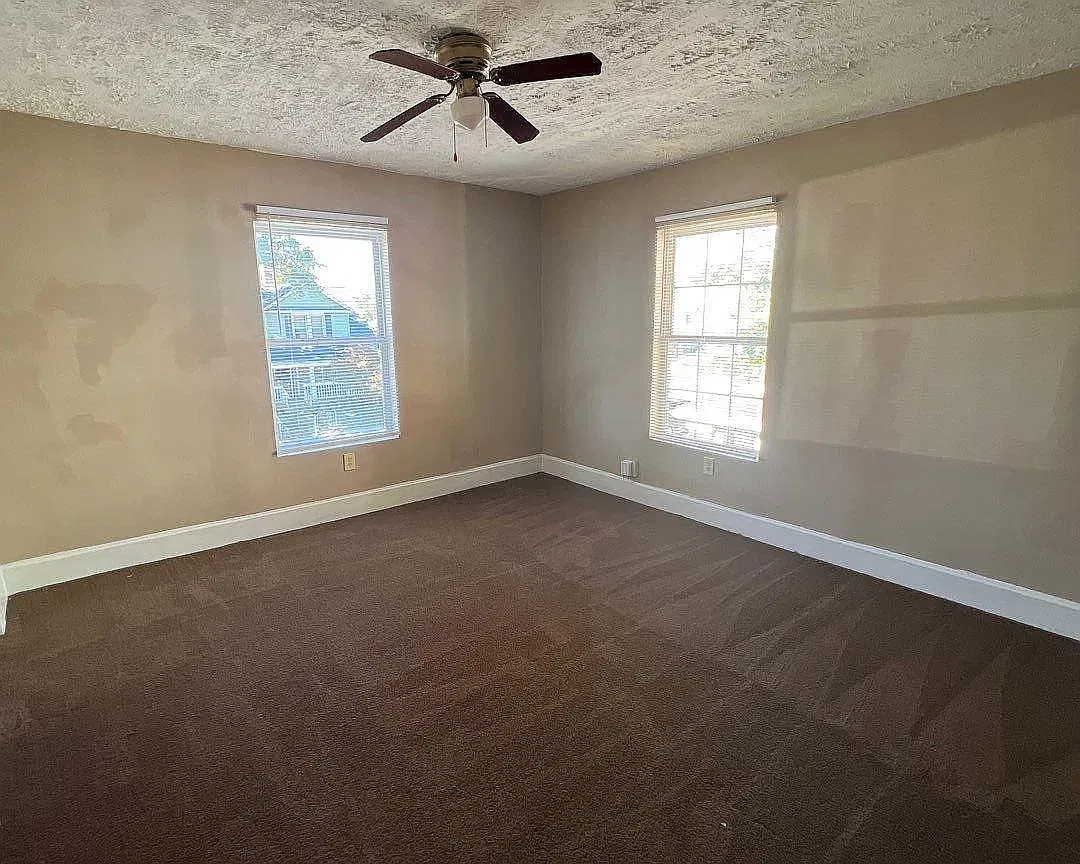 2241 Brookside Ave — Photo 3