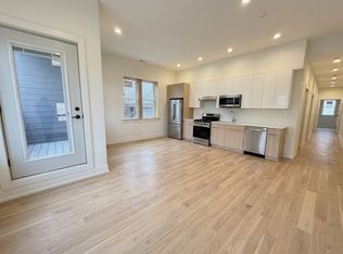 1317 N Ashland Ave #2R, Chicago, IL 60622