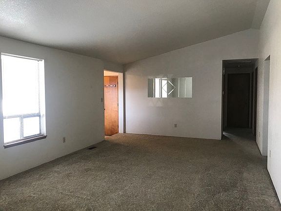 4th image of 1153 SE Belmont Pl