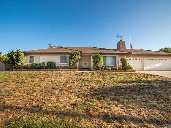 2nd image of 13833 Woodcock Ave