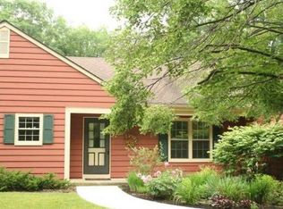 3205 N Crystal Springs Rd, Janesville, WI 53545