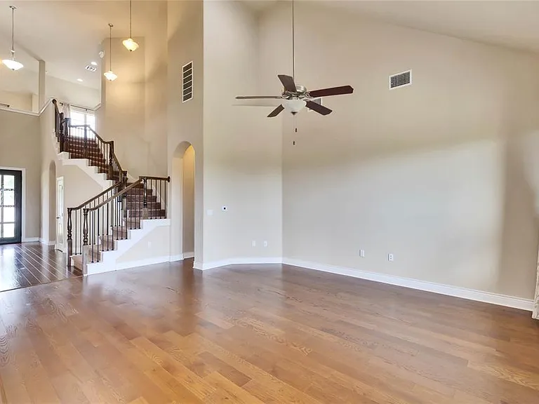 15012 Iveans Way — Photo 7